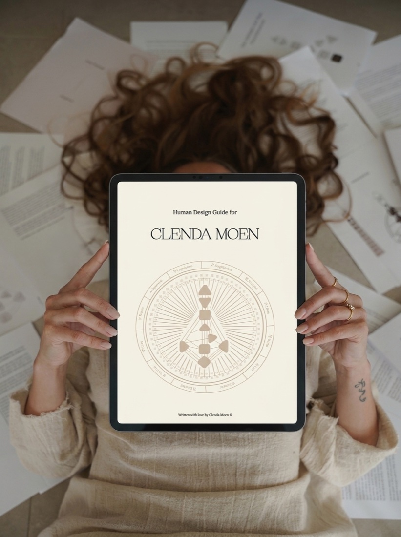 The personalized guide on an iPad